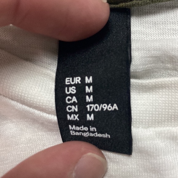 ๐ป FLOWER DSL GRAPHIC TSHIRT LIKE NEW MENS SIZE MEDIUM - Picture 2 of 3